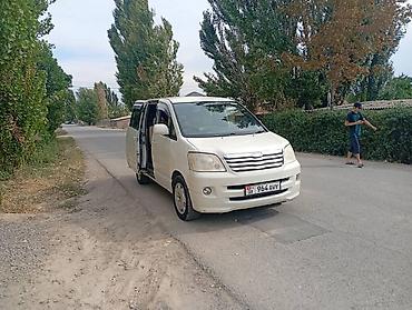 панель нексия 2: Toyota Noah: 2006 г., Бензин, Минивэн — 2
