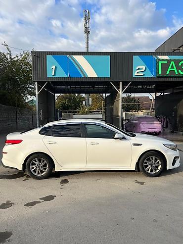 полик соренто: Kia K5: 2018 г., 2 л, Автомат, Газ, Седан — 5