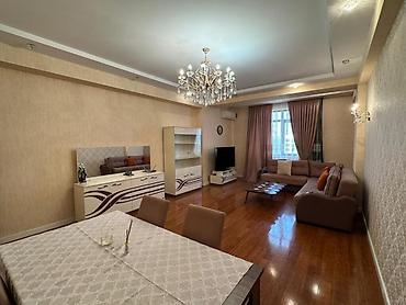 lalafo imslidə ev satilir: 28 May, 4 otaqlı, Yeni tikili, m. 28 may, 185 kv. m — 8