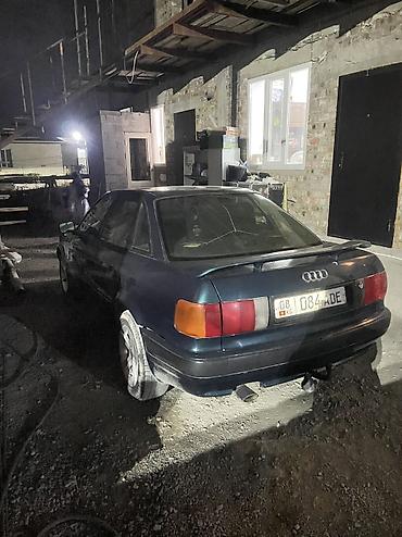Audi: Audi 80: 1992 г., 2 л, Механика, Бензин, Седан — 2