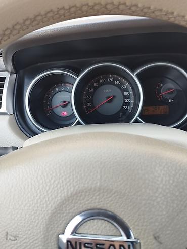 ucuz ford transit: Nissan Tiida: 1.6 l | Sedan — 8