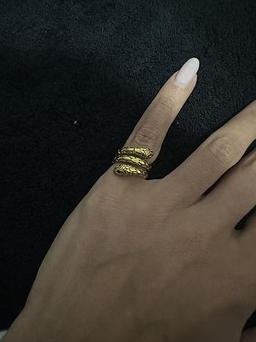 Üzüklər: Новое, маленькое

Бренд Parfois
Gold Plated — 3