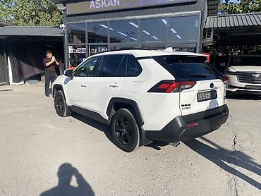 срв 3: Toyota RAV4: 2023 г., 2.5 л, Автомат, Гибрид, Кроссовер — 2