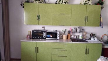 Кухонные гарнитуры: Кухонный гарнитур, цвет - Зеленый, Б/у