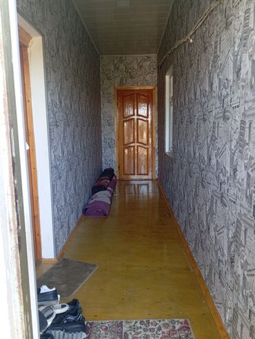 Həyət evləri və villaların satışı: Həyətyanı torpaq sahəsi və yaşayış evi - Geniş darvazalı giriş, maşın — 5