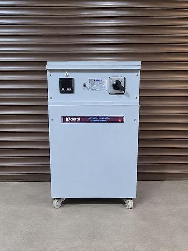 transformator satilir: İşlənmiş, Sənaye üçün, 1 faza, Gərginliy stabilizatoru, 220 V, Pulsuz çatdırılma, Kredit yoxdur — 1