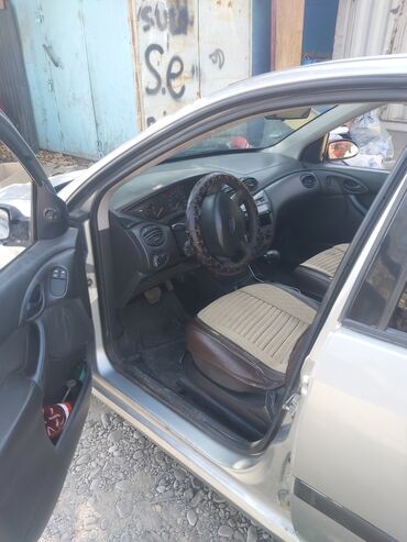 купить багажник на крышу авто в бишкеке: Ford Focus: 2002 г., 1.6 л, Автомат, Бензин, Хетчбек