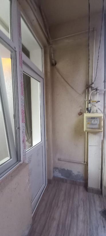 baki ev: Ev uzunmüddətli verilir. 20 yanvar metrosunun duz çıxışında — 9