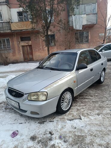 Hyundai: Hyundai Accent: 2005 г., 1.5 л, Механика, Газ, Седан