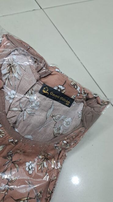 Gündəlik donlar: Namaz donlari razmer 46 dan 60 razmere kimi var,metrolara pulsuz — 12