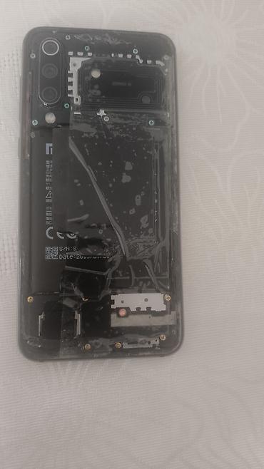 сколько стоит замена экрана: Xiaomi Mi 9 SE, 64 ГБ — 2