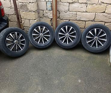 vossen diskler: 4 ədəd komplekt disk və şin - Disklər: qara/xrom rəngli çoxşüalı — 1