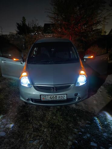 машина ош фит: Honda Fit: 2002 г., 1.3 л, Вариатор, Бензин