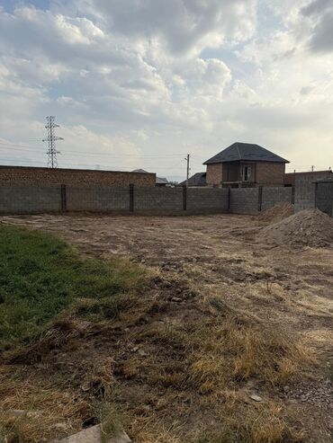 дом в районе кызыл аскер: 4 соток, Для строительства, Договор купли-продажи, Красная книга