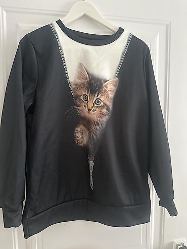 Брючные костюмы: Женская одежда, покупала в Дубаи/Италии, размер s/m, l до 44. Цены от at lalafo.kg — 30 Брючные костюмы: Женская одежда, покупала в Дубаи/Италии, размер s/m, l до 44. Цены от — 30