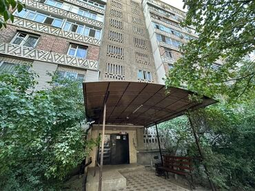 5 микрорайон квартиры: 1 комната, 50 м², Хрущевка, 4 этаж, Старый ремонт