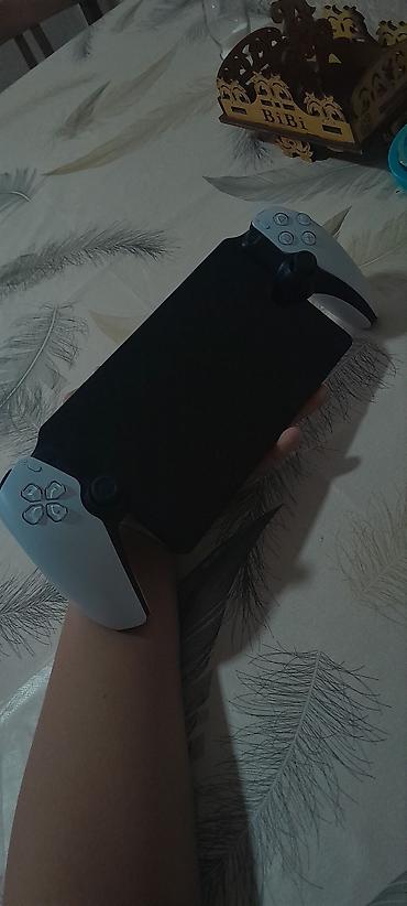 Mobil oyun üçün gamepad tutacağı – iki tərəfli joystickli - Smartfonu lalafo.az -da Mobil oyun üçün gamepad tutacağı – iki tərəfli joystickli - Smartfonu