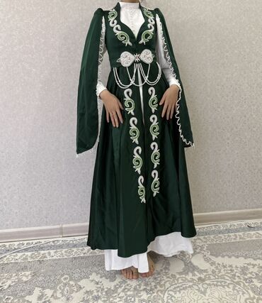 Вечерние платья: Сдается в аренду Элегантное национальное платье в темно‑зеленом — 10