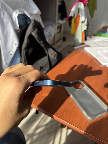 Apple iPhone: IPhone 12, Б/у, 128 ГБ, Синий, Чехол, 78 % at lalafo.kg — 8 Apple iPhone: IPhone 12, Б/у, 128 ГБ, Синий, Чехол, 78 % — 8