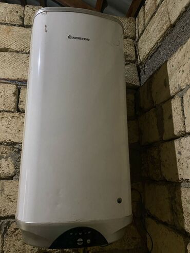 Ariston 70 l