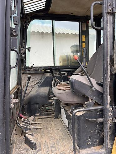 Экскаваторы: Экскаватор, Komatsu, Гусеничный — 6