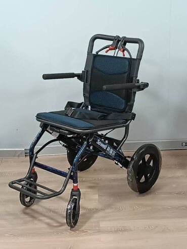 Медицинская мебель: В наличии имеется!!! Инвалидная коляска- она подходит для перелетов