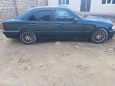 Mercedes-Benz: Mercedes-Benz C 200: 1.8 l | 1996 il Sedan — 4