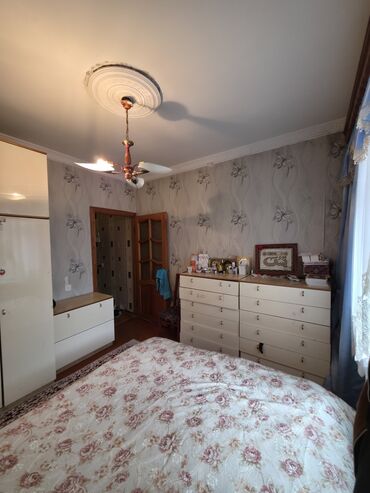 Köhnə tikili: Bakı, Əhmədli, 6 otaqlı, Köhnə tikili, m. Əhmədli, 132 kv. m — 3