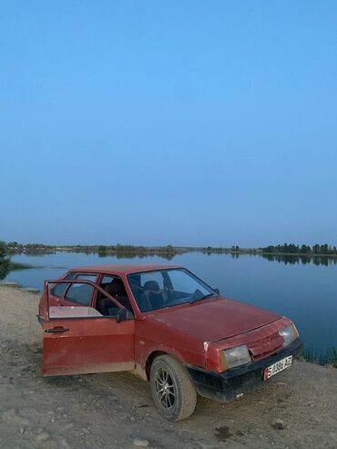 ВАЗ (ЛАДА): ВАЗ (ЛАДА) 2109: 1993 г., 1.5 л, Механика, Бензин, Хэтчбэк