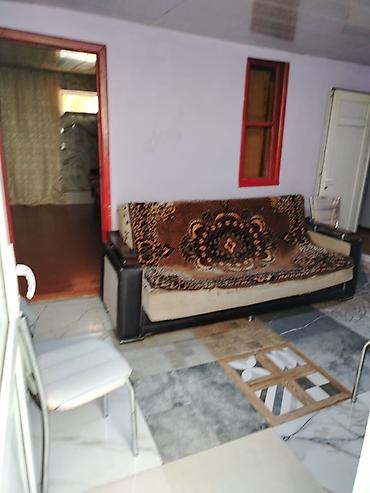 1 otaql: İşiq qaz kirayeçi ödeyir suyu ev yiyesi ev sakit yerde yerleşir 125 72 — 4