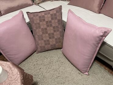 prekrivač za krevet 240x260: Throw pillow, color - Pink