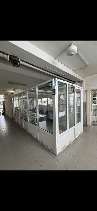 аренда помещений кафе: Сдаю Бутик, 12 м², С ремонтом, Без оборудования