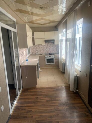 Uzunmüddətli kirayə mənzillər: Əcəmi metrosuna yaxin yeqane sadliq evinə yaxin 5 mertebeli binanın — 8