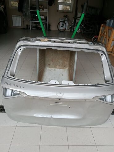 срочно продаю спринтер пассажирский: Багажниктин капкагы Mercedes-Benz, 2016 г., Колдонулган, Оригинал