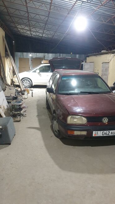 рейлинги гольф: Volkswagen Golf: 1994 г., Бензин, Хетчбек