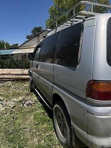 слив патеры: Mitsubishi Space Gear: 1996 г., 2.4 л, Автомат, Бензин, Внедорожник — 8