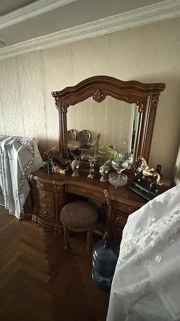 hundur stul: Klassik üslubda taxta mebel dəsti - Yemək masası: iri ölçülü, formalı — 1