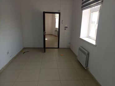 квартира на 1 этаже: По улице Анкара Сдается офисное помещение Площадь: 170м2 Этаж: 2