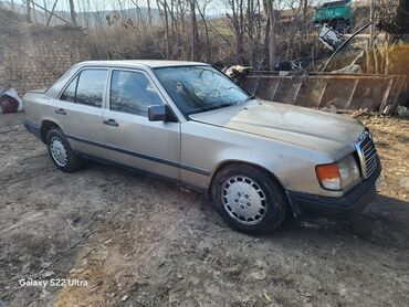 Mercedes-Benz: Mercedes-Benz W124: 1988 г., 2.3 л, Механика, Бензин, Седан