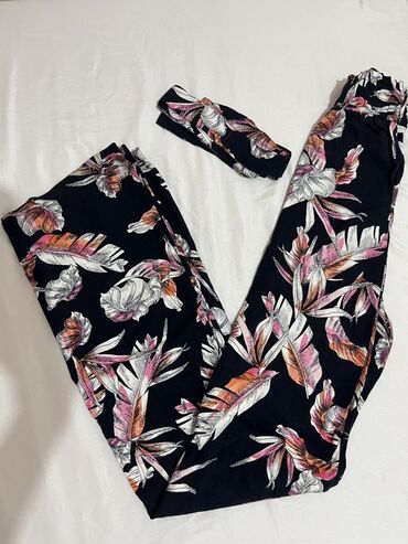 Bluze: Ženska garderoba – paket različitih komada U ponudi je set modernih — 8