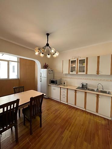 Продажа квартир: 2 комнаты, 80 м², Учкун мкр Индивидуалка, 7 этаж — 11