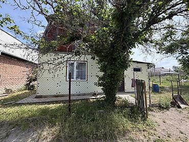 Продажа дач: САТЫЛАТ❗️ САТЫЛАТ❗️ 3 бөлмөлүү үй сатылат (мансарды бар) 📍 Аянты 10 — 8