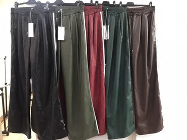 nike pantalone zenske: M (EU 38)