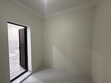badamdarda: Bakı, 20-ci sahə, 3 otaqlı, Köhnə tikili, m. Elmlər Akademiyası, 76 kv. m — 10