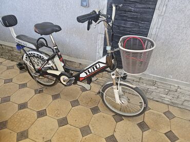 Велосипеды: Электровелосипед а отличном состоянии, запас хода 30км срочно продаю
