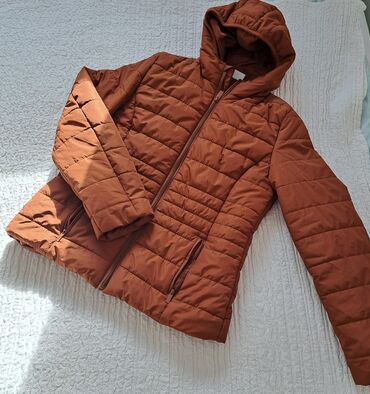 ženske zimske jakne h m: M (EU 38)