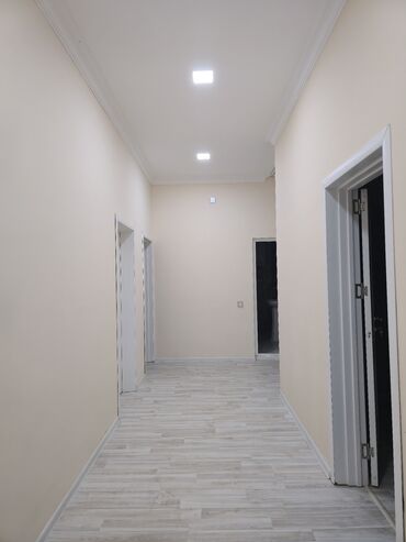 Həyət evləri və villaların satışı: 3 otaqlı, 999 kv. m — 10