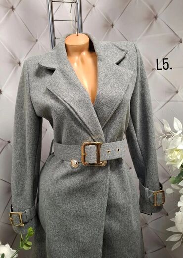 Kaputi: Dior kaputi
Do 2XL
4500din🥰😊 — 6