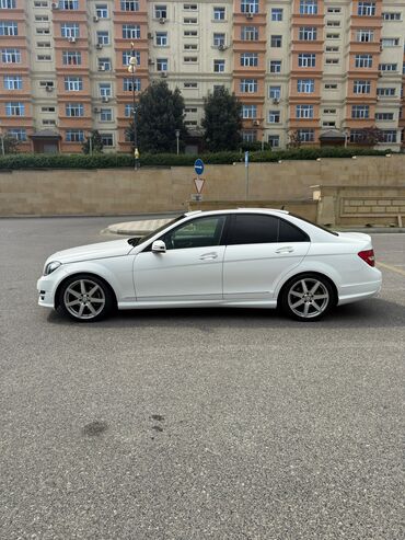 Mercedes-Benz: Mercedes-Benz C-Class: 1.8 l | 2014 il Sedan — 2