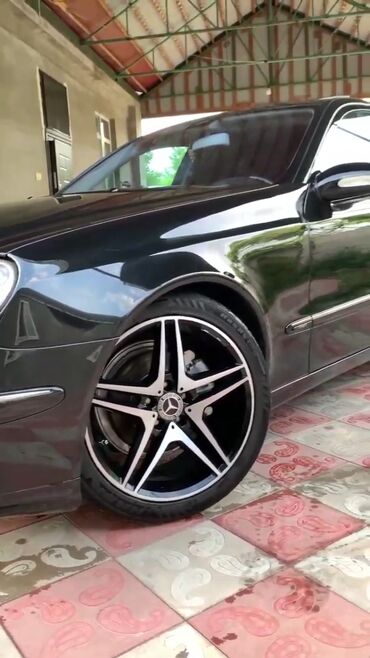 maşin tekerleri: İşlənmiş Disk AMG R 18, 5 Boltlu